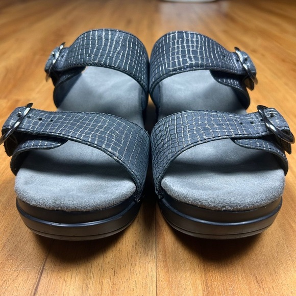 Dansko Sophie Rainbow Double Buckle Strap Sandals Women’s  Black and Gray SZ 37 - Picture 5 of 10